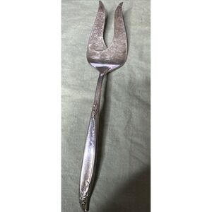 International Holmes Edwards WOODSONG Silverplate Cold Meat Serving Fork 1958 9"